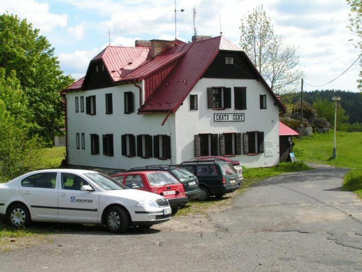 Chata Cert Josefŭv Dŭl Esterno foto