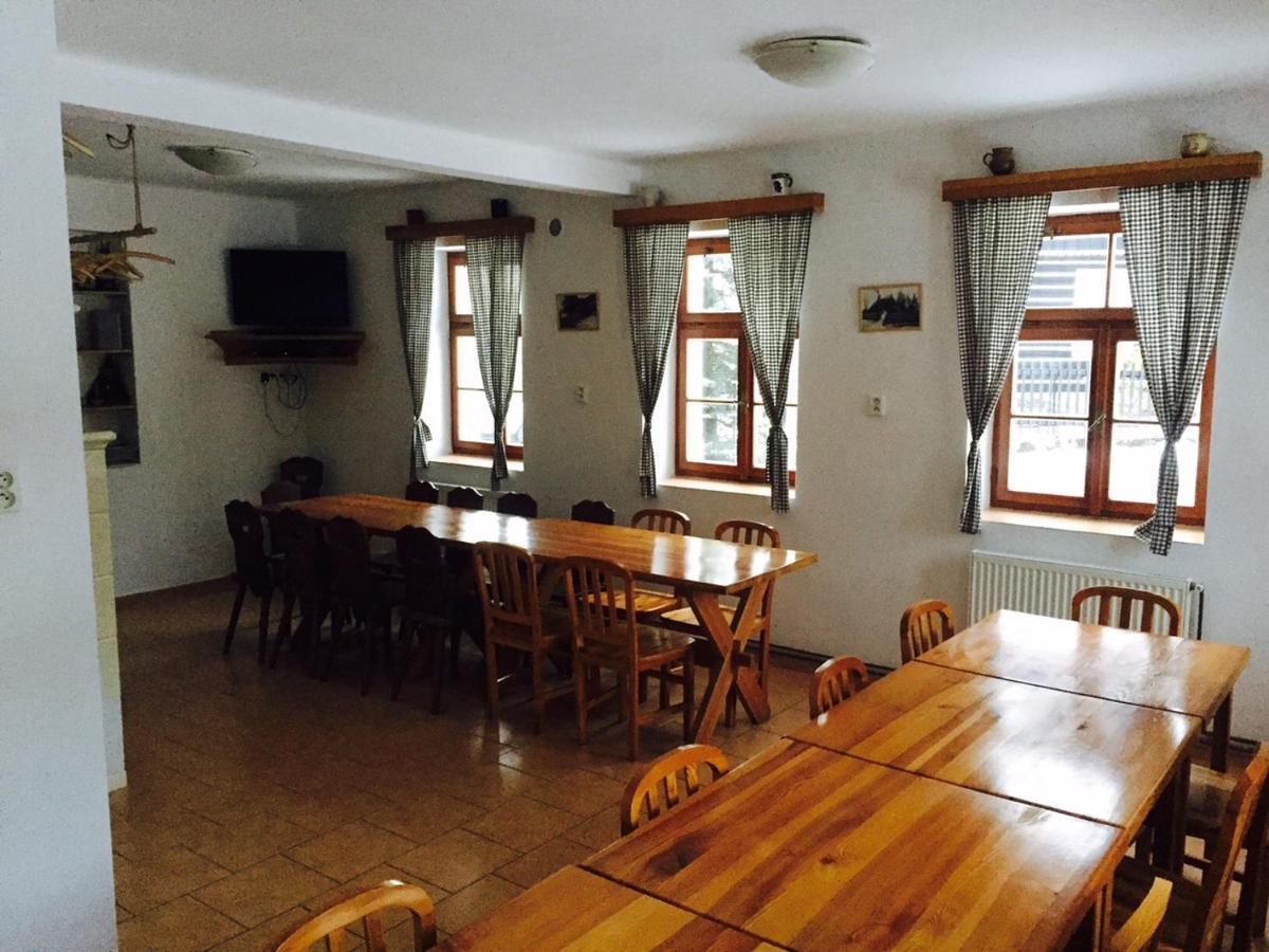 Chata Cert Josefŭv Dŭl Esterno foto