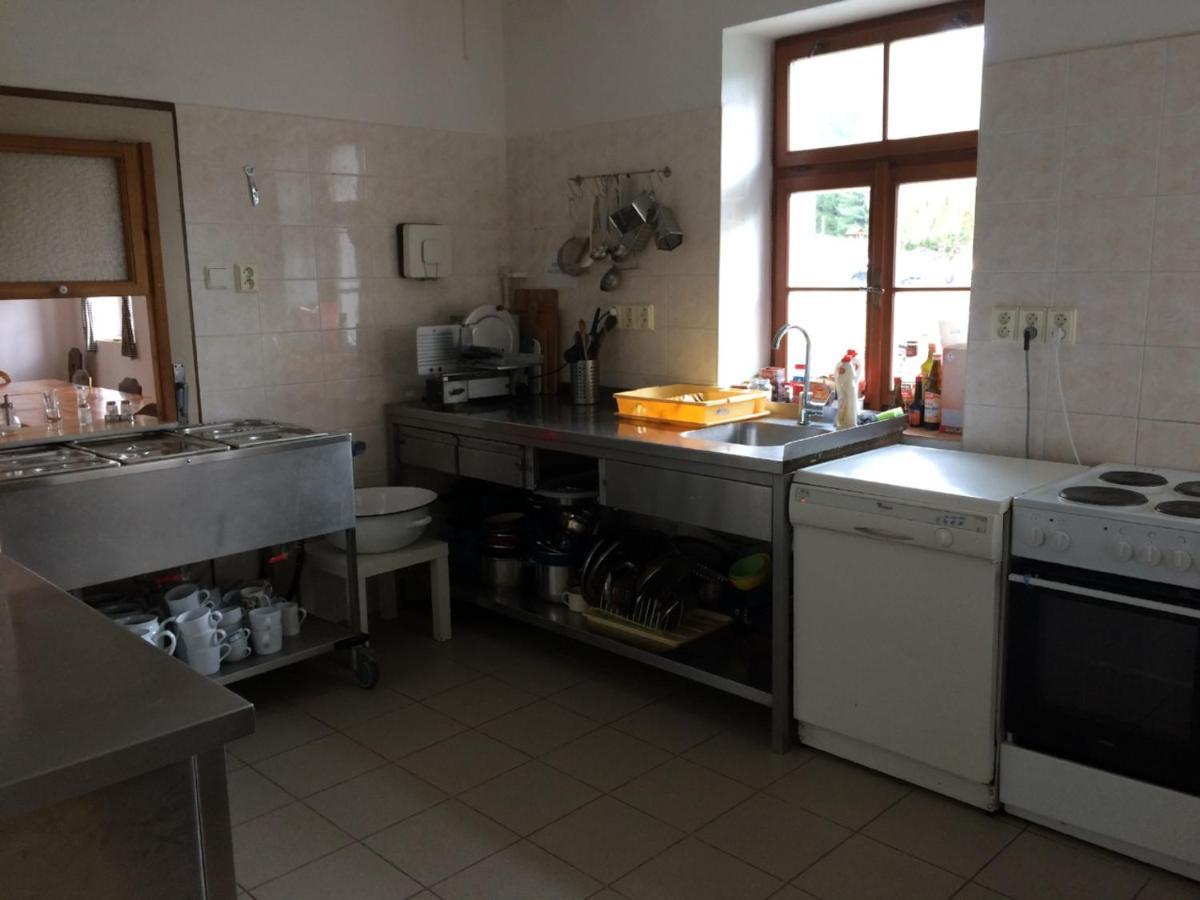 Chata Cert Josefŭv Dŭl Esterno foto