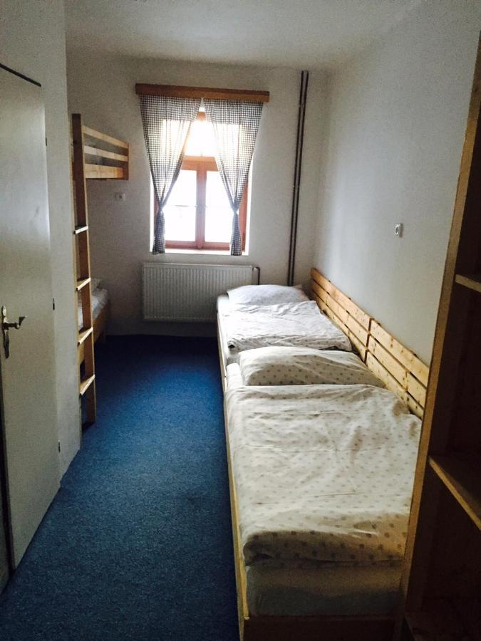 Chata Cert Josefŭv Dŭl Esterno foto